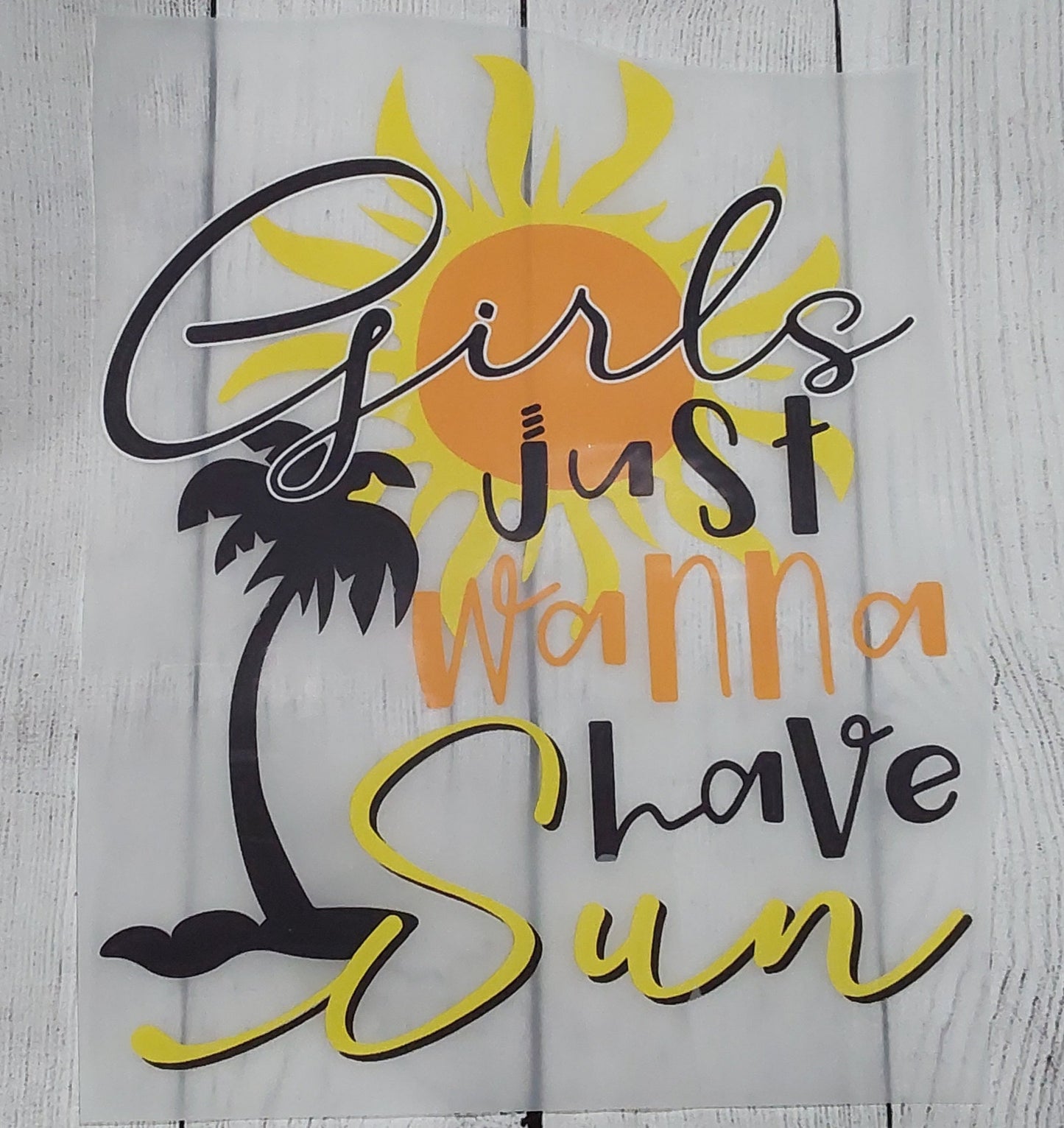 Girls wanna have sun