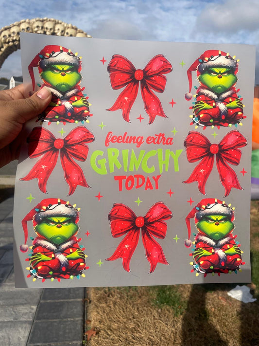 Red bows grinch