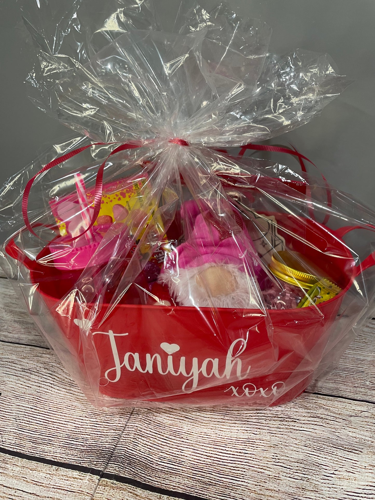 Valentine’s Day basket